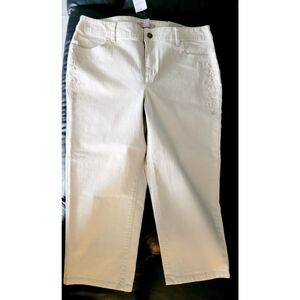 Chico's 1 Crop Pants Tan Tonal Floral Scroll Embroidery Khaki Size 8-10 NWT‎